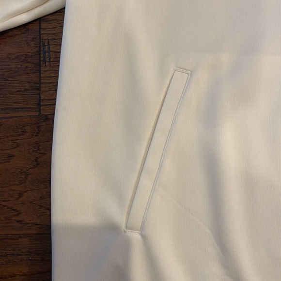 Nike Men's Taped Retro Track Full Zip Jacket White Large AJ2681 133 NEW W Tags - Picture 4 of 9